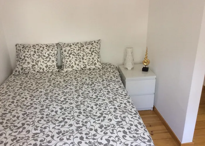 아파트 Boavista Apartment, Panoramic Castle, Graca And City Views, Historic Mouraria Lisbon 리스본