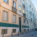 شقة Boavista Apartment, Panoramic Castle, Graca And City Views, Historic Mouraria Lisbon Lisboa