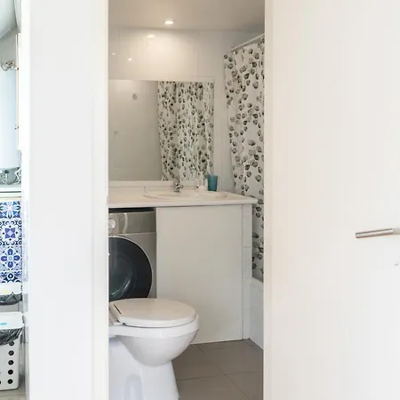 Apartamento Boavista Apartment, Panoramic Castle, Graça&city Views, Historic Mouraria Lisboa